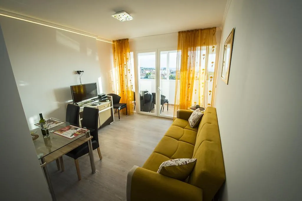 Apartmani Marin Split 0*,  Croatia